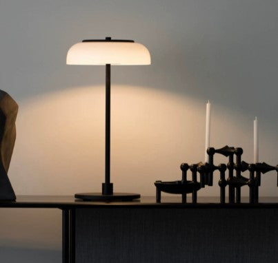 Настільна лампа Holly Lamp